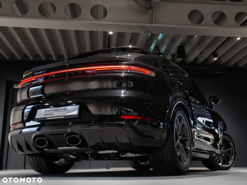 Porsche Cayenne - 12