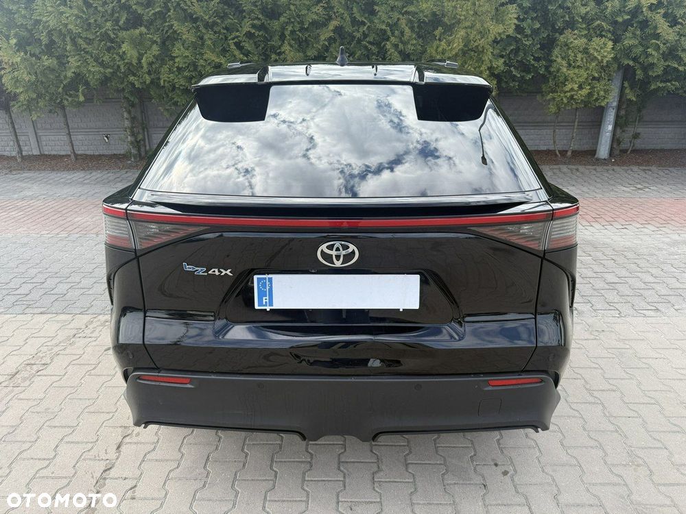 Toyota bZ4X - 2