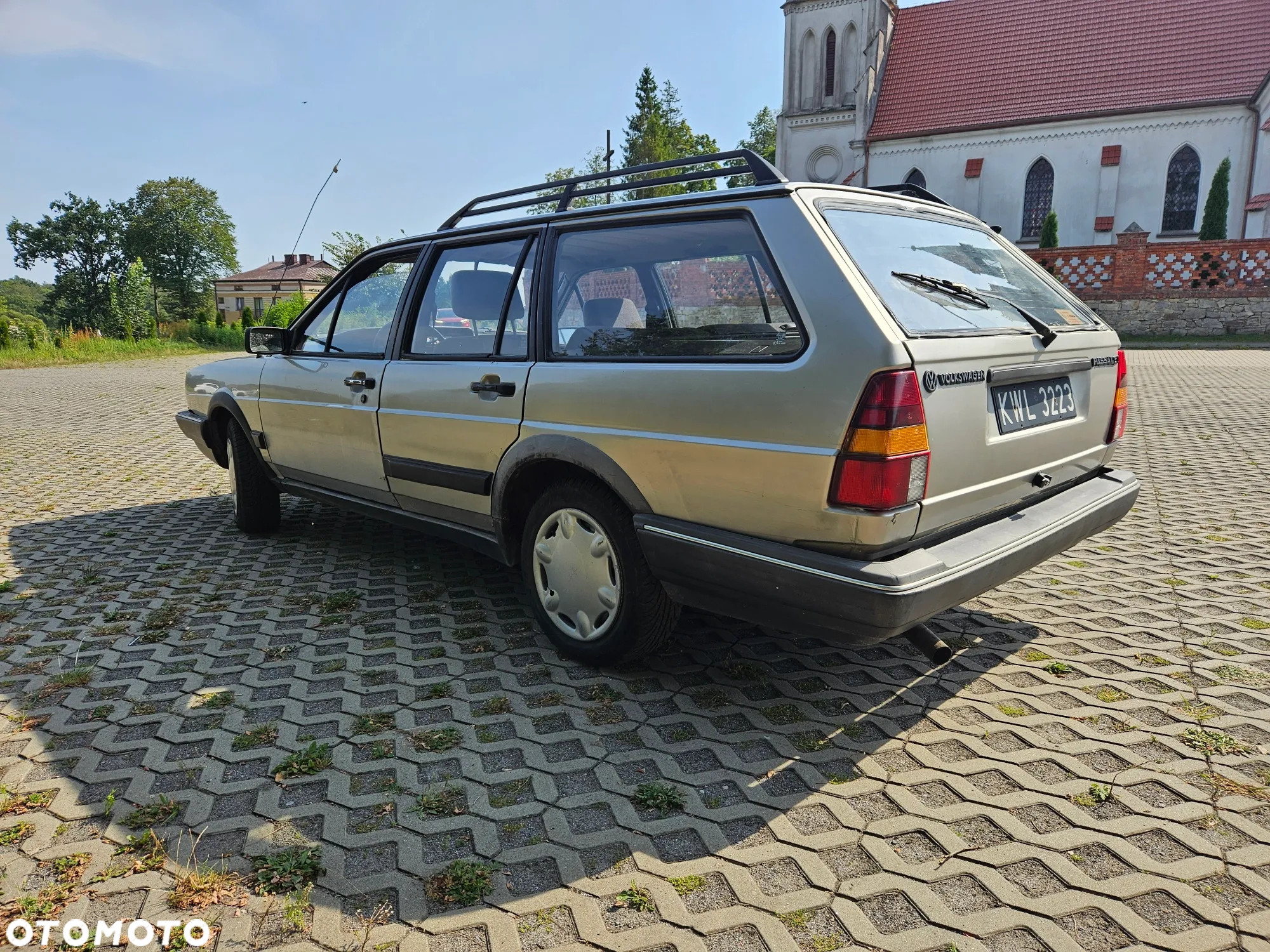 Volkswagen Passat - 9