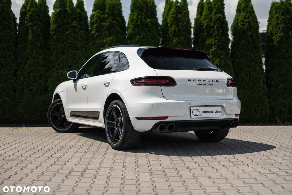 Porsche Macan Turbo - 6