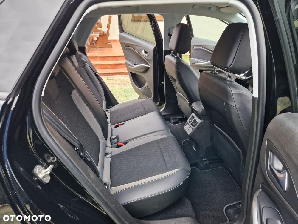 Opel Grandland - 30