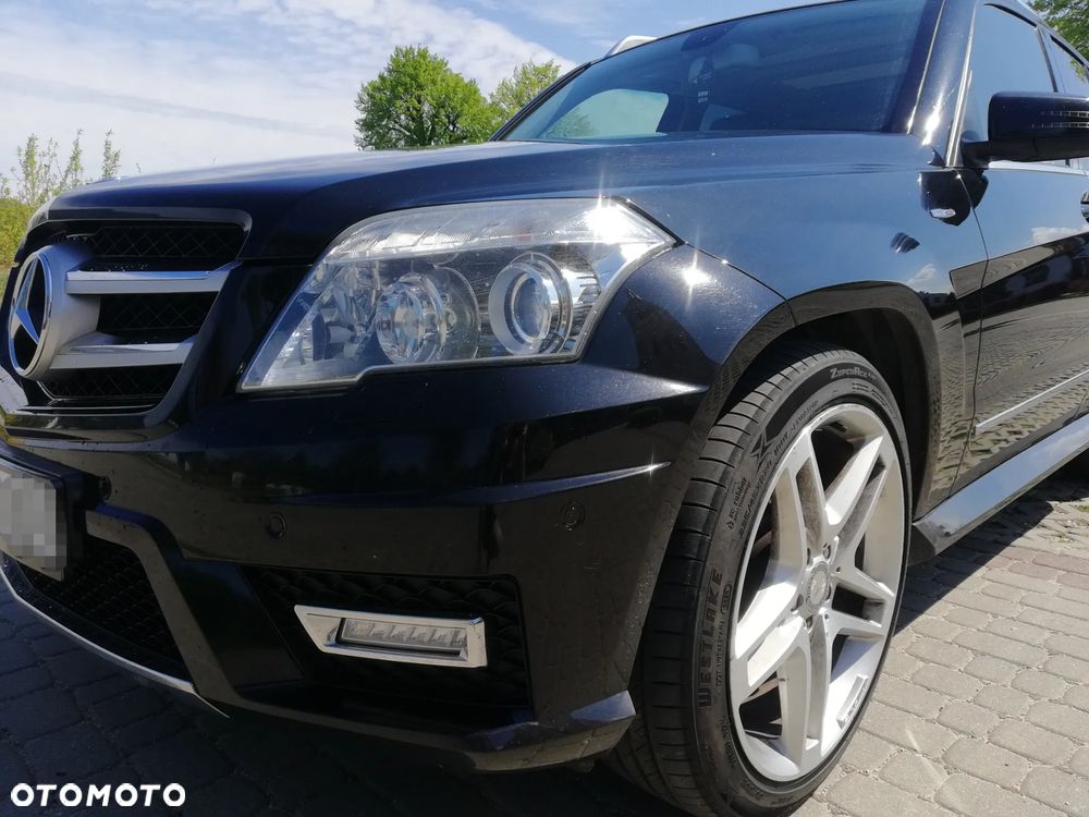 Mercedes-Benz GLK - 2