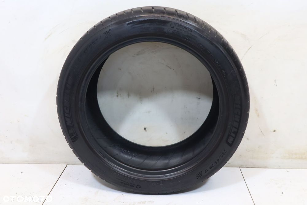 opona opony 2 szt 235/45/17 lato - 9