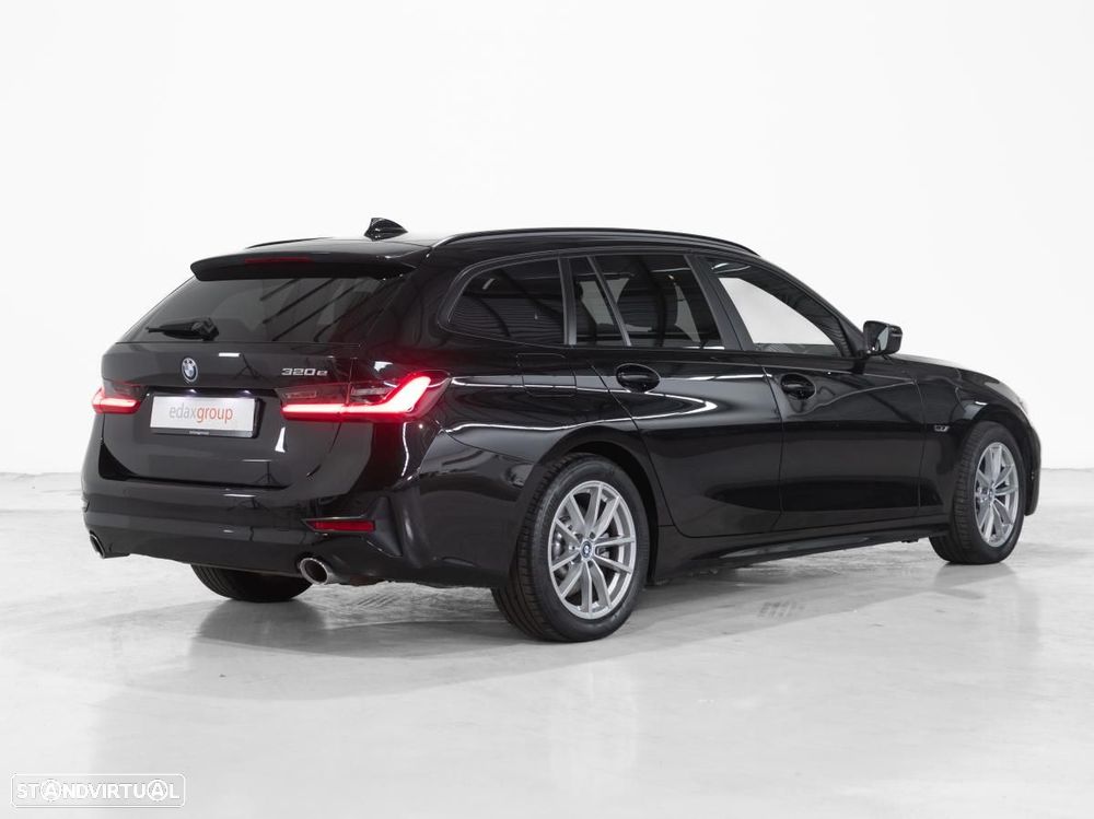BMW 320 e Touring Corporate Edition Auto - 3