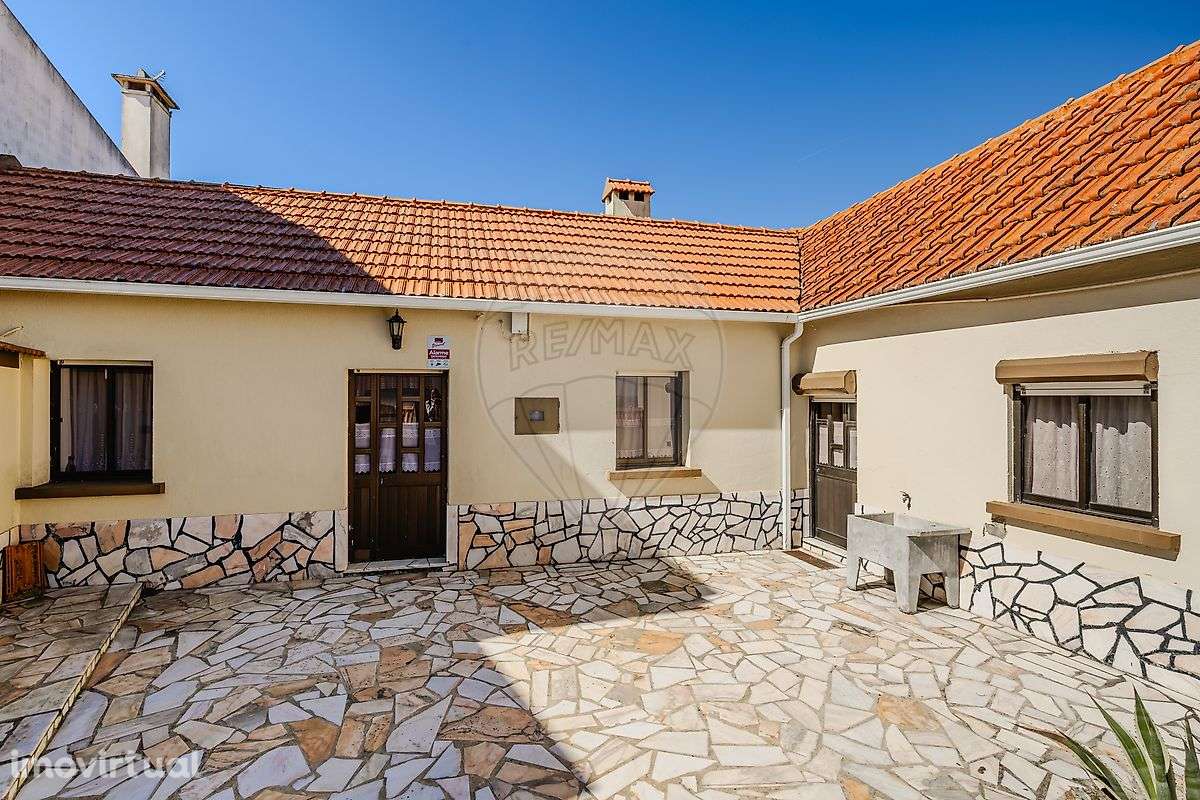 Moradia T2 para venda - Grande imagem: 3/41