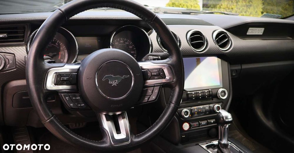 Ford Mustang - 23