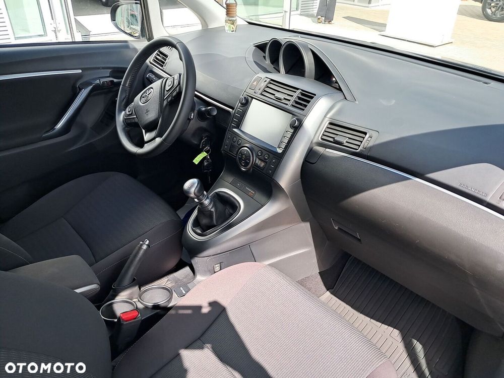 Toyota Verso 1.8 Premium 7os EU6 - 10