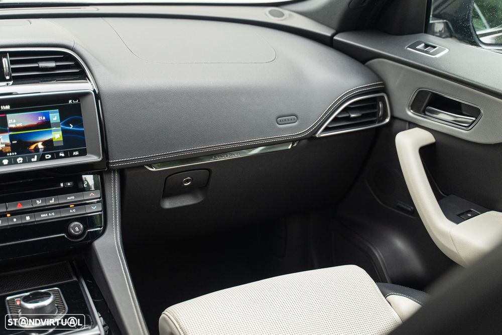 Jaguar F-Pace 20d Aut. R-Sport - 26