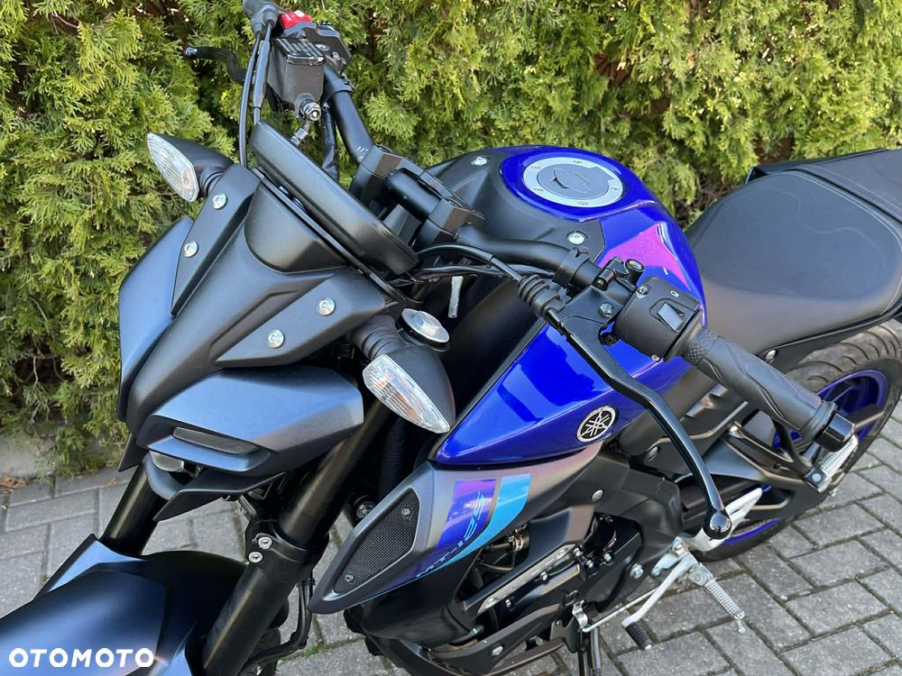 Yamaha MT - 9