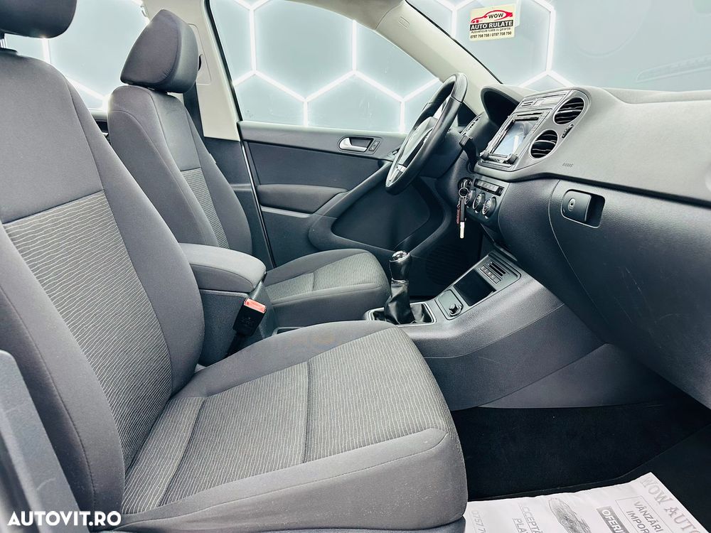 Volkswagen Tiguan 2.0 TDI SCR BlueMotion Technology Sport & Style - 16