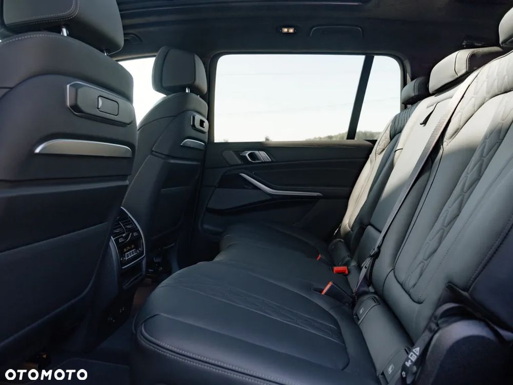 BMW X7 - 17