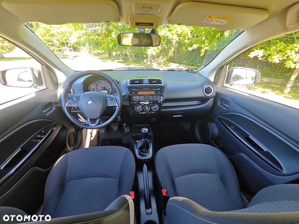Mitsubishi Space Star 1.2 AS&G Invite - 11