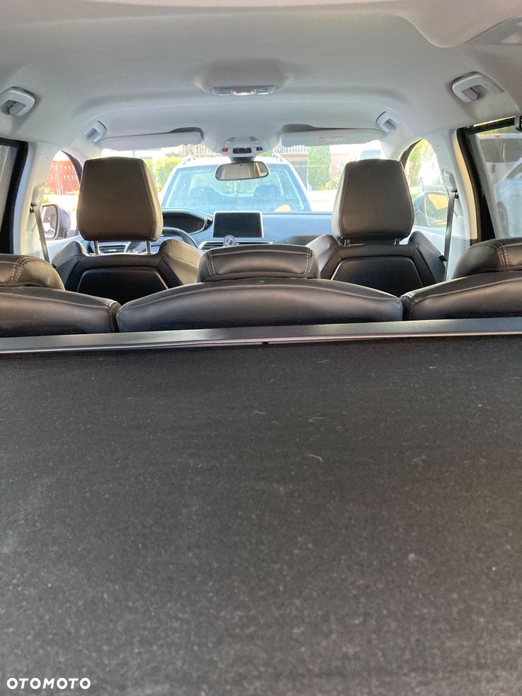 Peugeot 5008 1.6 THP Allure S&S EAT6 - 18
