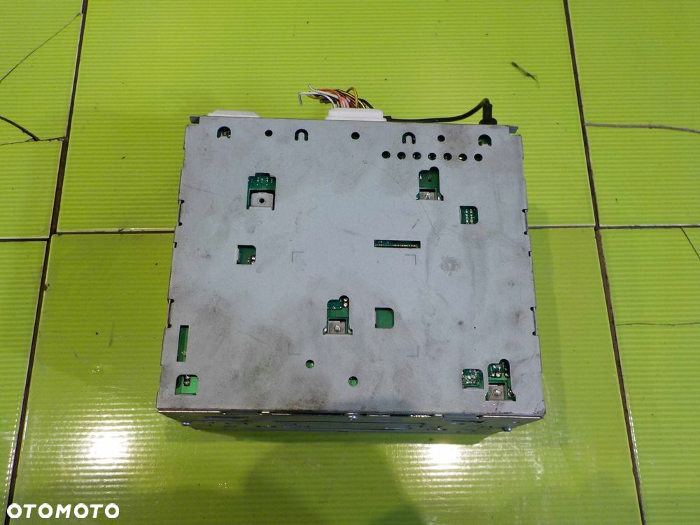 PEUGEOT 4007 07r radio CD 8701A261 - 3