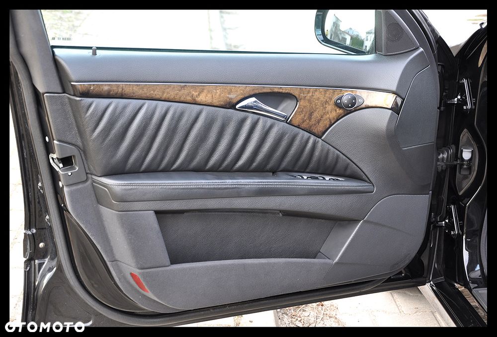 Mercedes-Benz Klasa E 320 CDI Avantgarde - 30