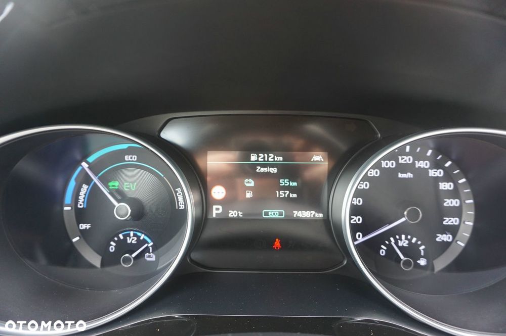 Kia Ceed 1.6 GDI PHEV L Business Line DCT - 7