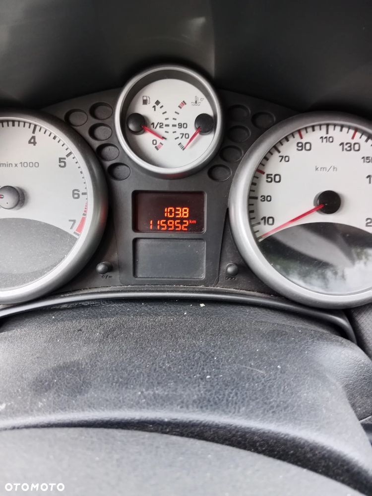 Peugeot 207 - 2