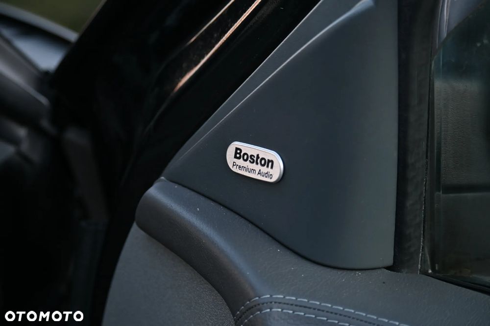 Jeep Grand Cherokee 5.7 V8 HEMI Automatik Overland - 28