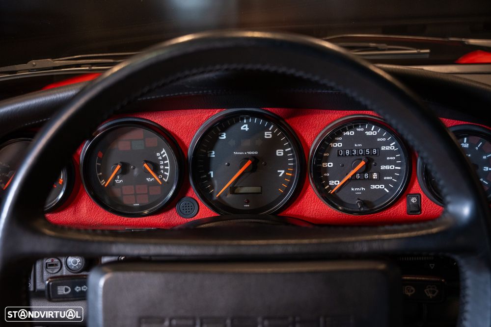Porsche 911 (964) - 18