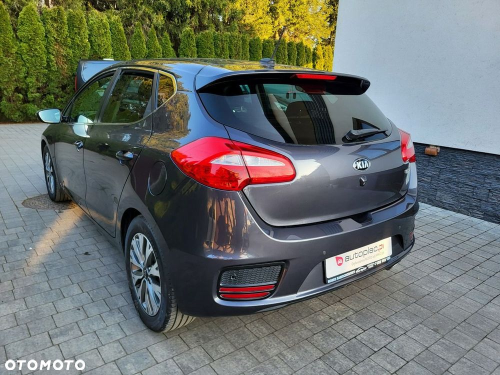 Kia Ceed - 7