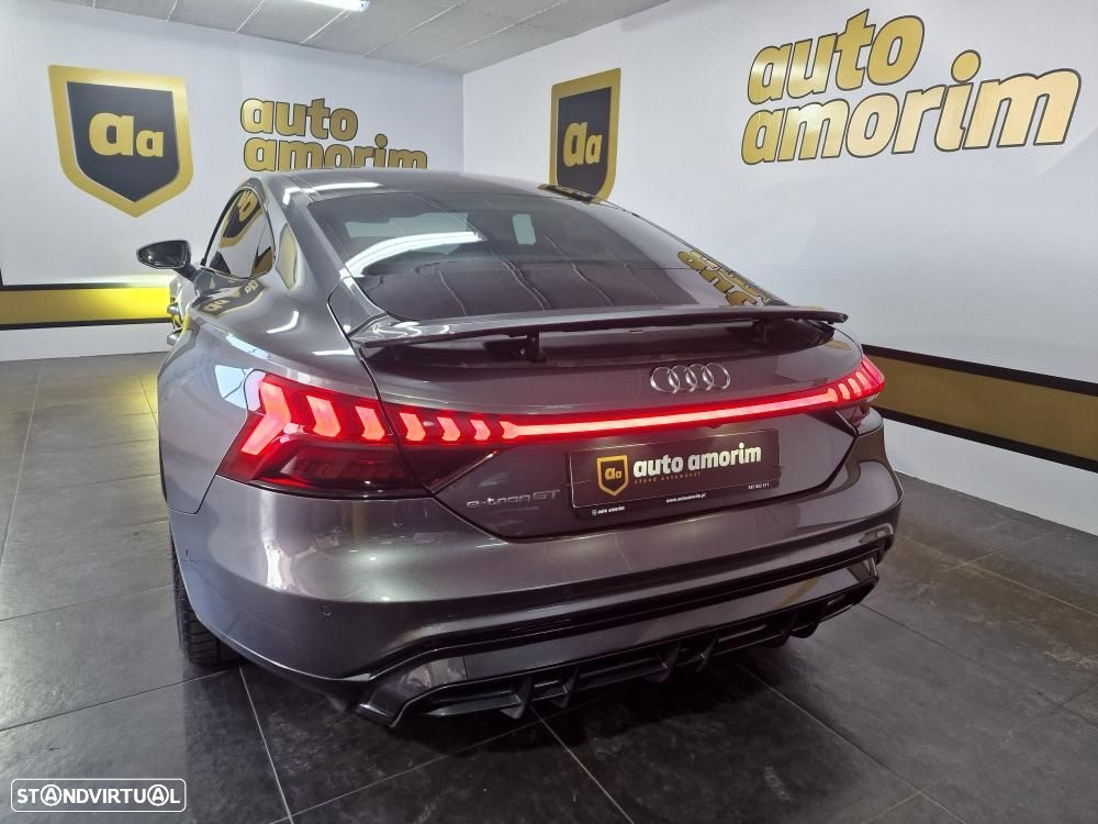 Audi e-tron GT quattro - 27