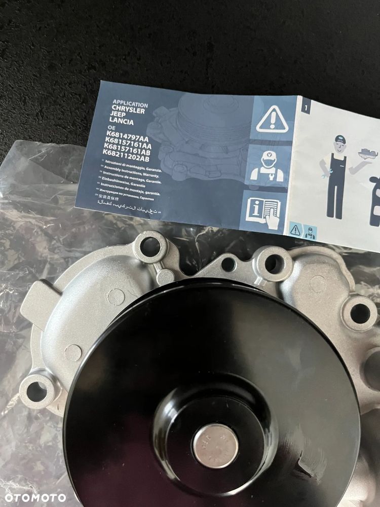 POMPA WODY CHRYSLER,JEEP,LANCIA K6814797AA,K68157161AA,K68157161AB,K68211202AB NOWE - 2