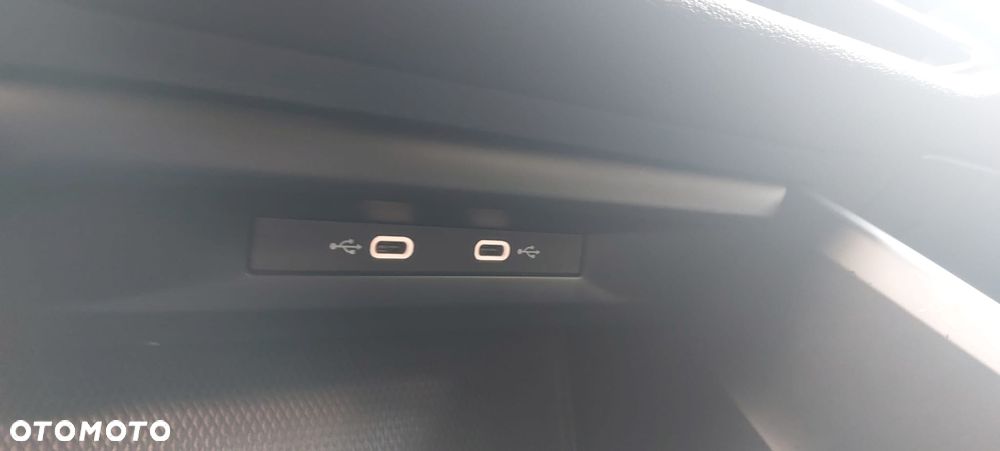 Volkswagen Golf 2.0 TDI Life - 21