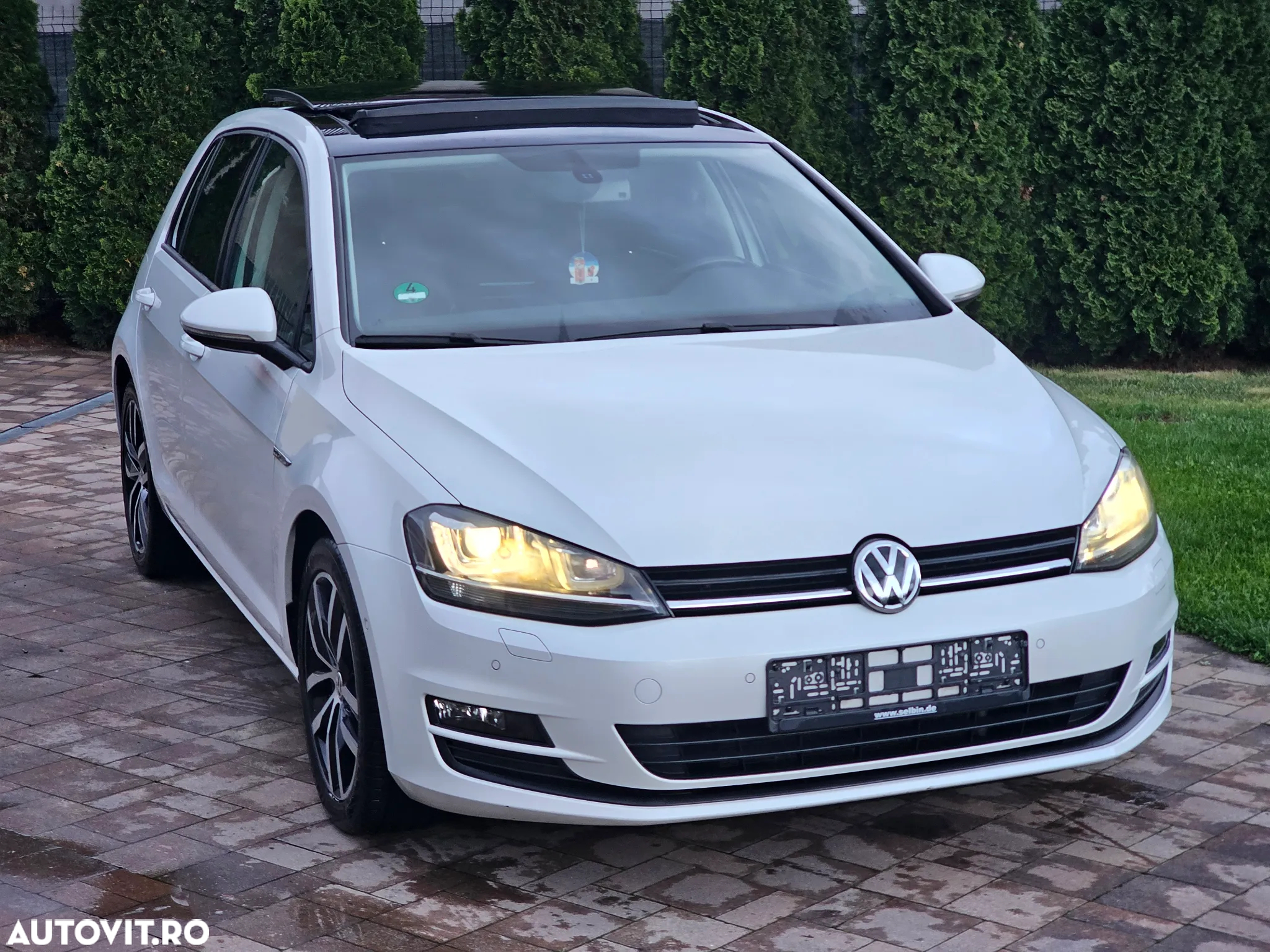 Volkswagen Golf 1.4 TSI BlueMotion Technology Cup - 15
