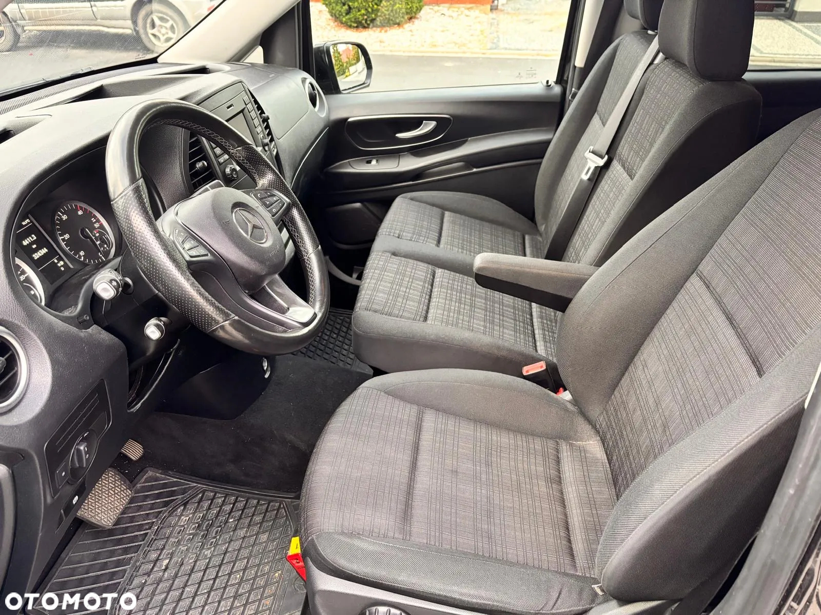 Mercedes-Benz Vito - 13