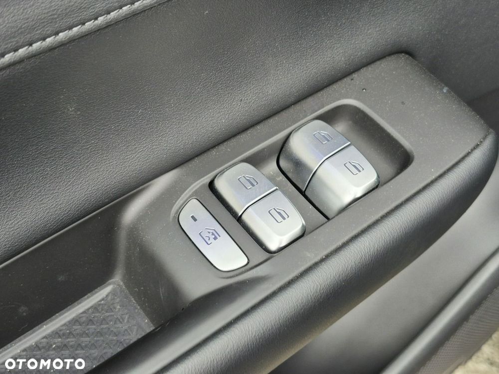 Chery Tiggo 8 1.6 T-GDI Prestige DCT - 19