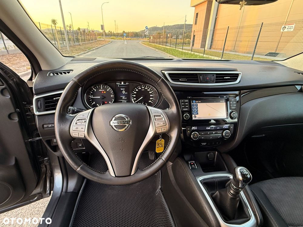 Nissan Qashqai 1.5 dCi Tekna - 27