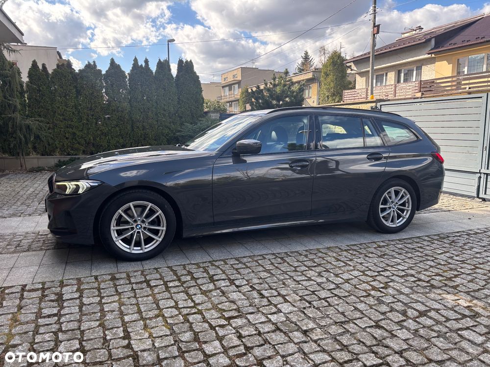 BMW Seria 3 320d - 10