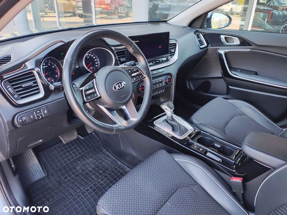 Kia XCeed 1.5 T-GDI L Business Line DCT - 9