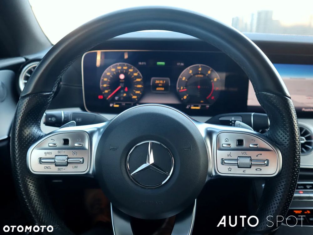 Mercedes-Benz Klasa E 350 9G-TRONIC AMG Line - 21