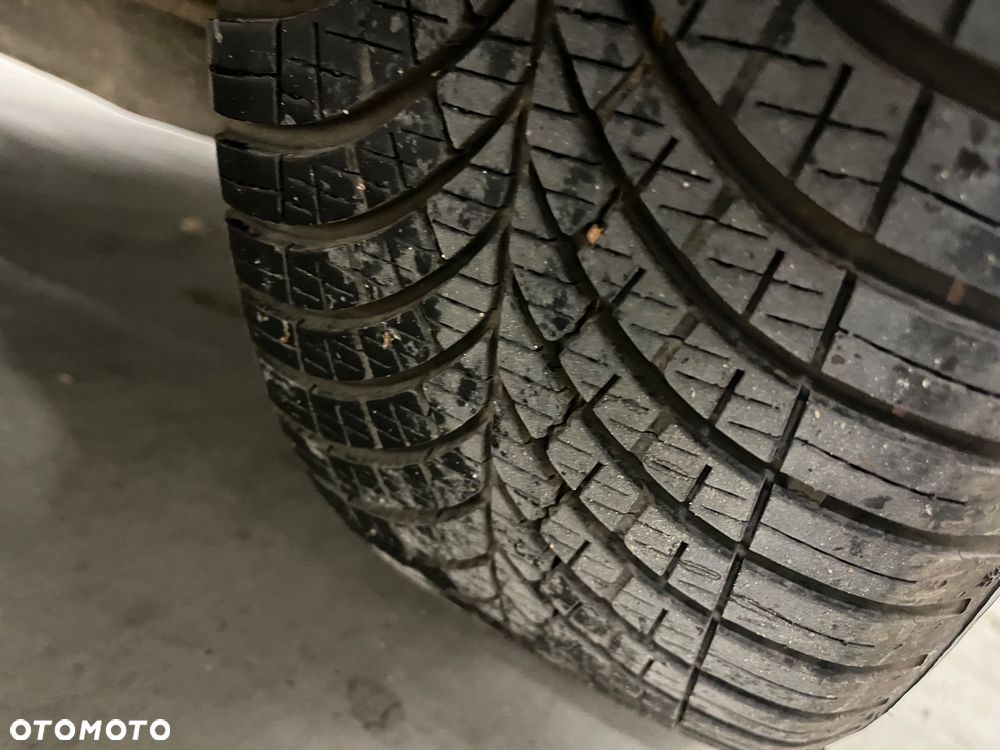 BMW Seria 3 - 27