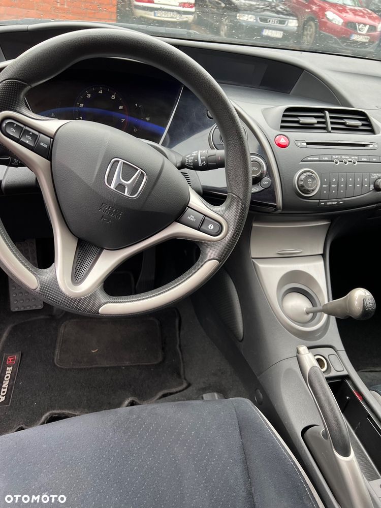 Honda Civic 1.4 Comfort - 31