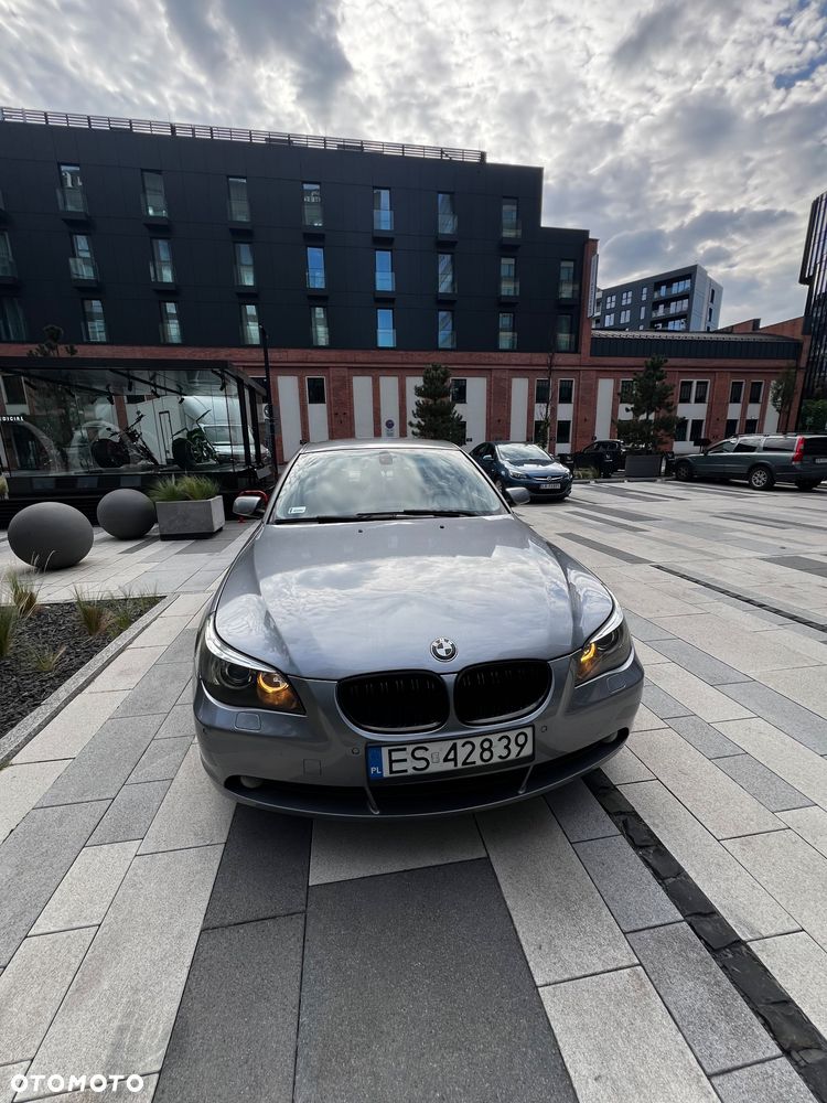 BMW Seria 5 525d - 16