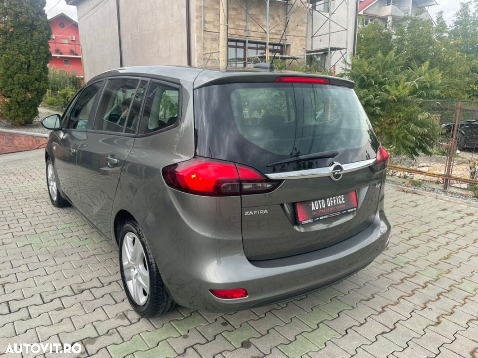 Opel Zafira - 5
