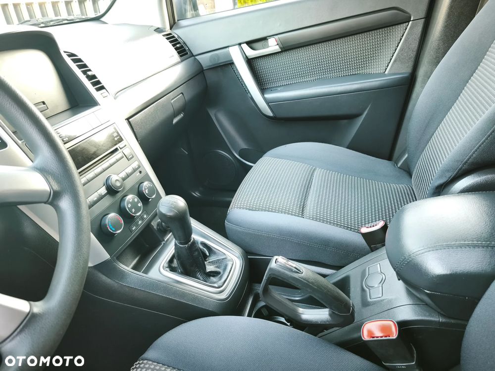 Chevrolet Captiva 2.4 2WD 5 Sitzer LS - 12