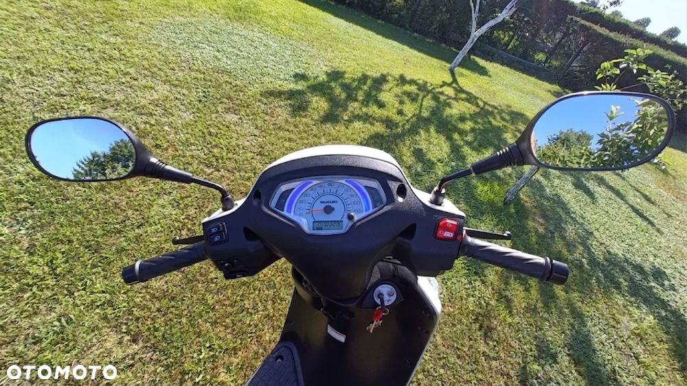 Suzuki Address - 2