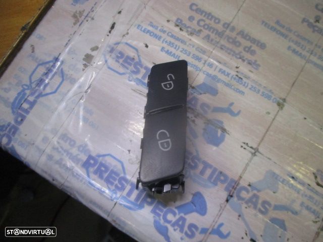 Interruptor A2049058502 MERCEDES W212 2011 BOLQUEIO CENTRAL MERCEDES C S204 W204 FASE 2  2012 200CDI 136CV 5P PRETO - 1