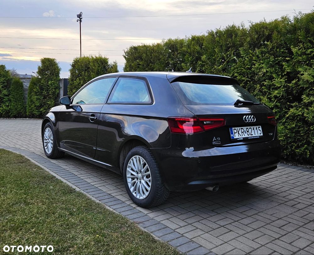 Audi A3 3-drzwiowe 1.6 TDI Attraction - 10