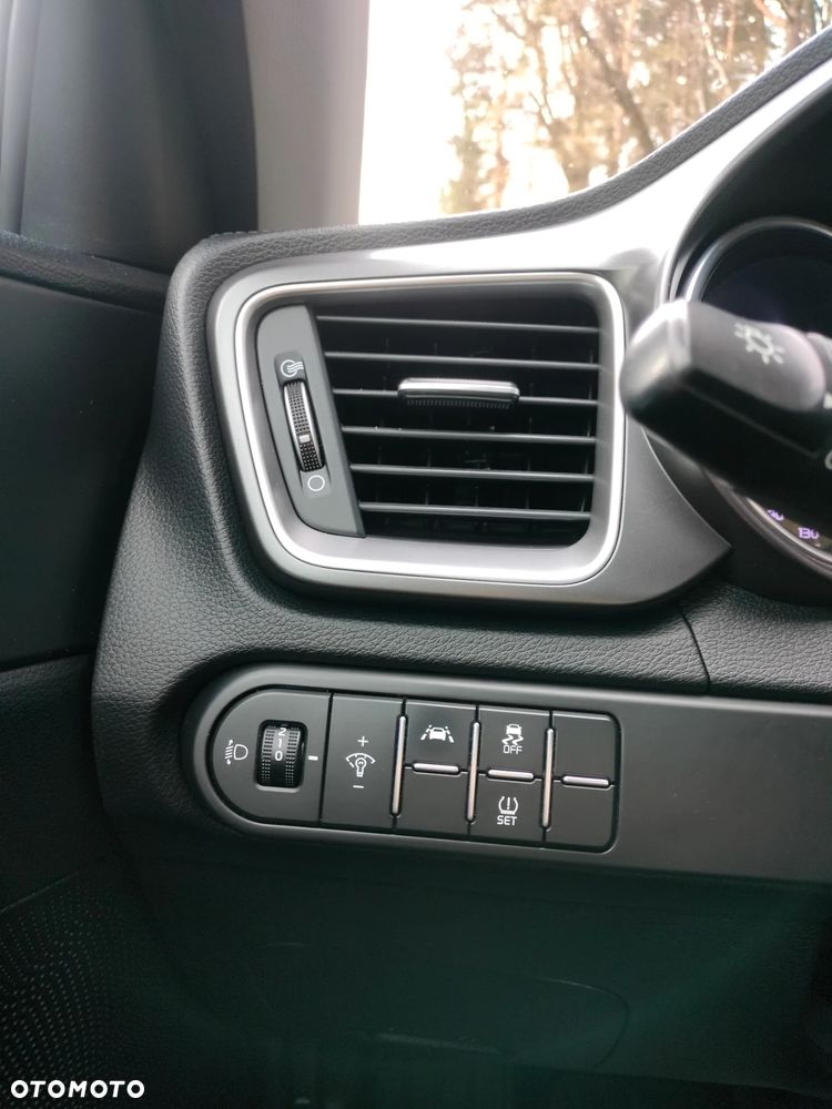 Kia XCeed 1.4 T-GDI M DCT - 15