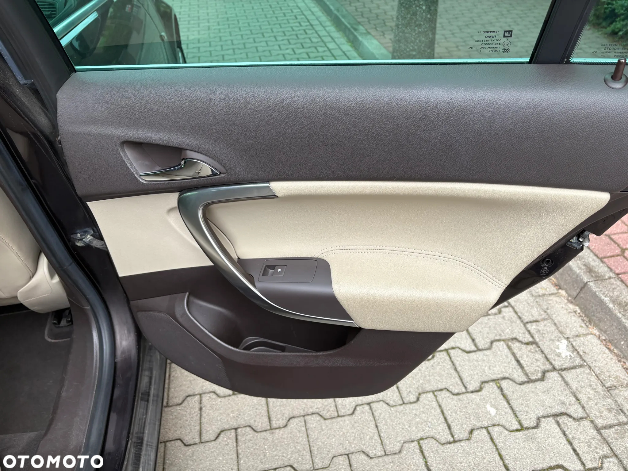 Opel Insignia 2.0 CDTI Cosmo - 11