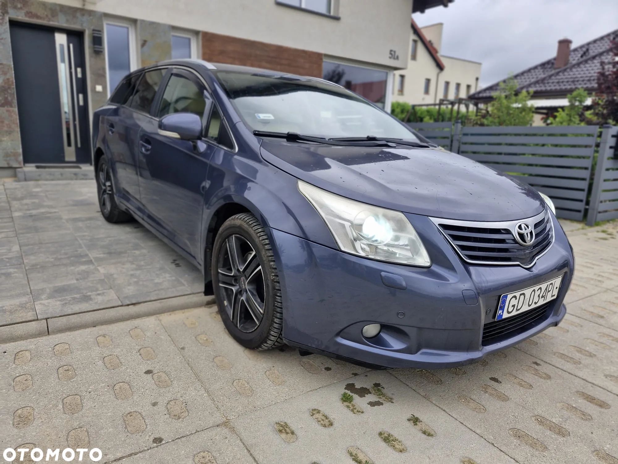 Toyota Avensis 2.0 D-4D Sol plus+NAVI - 1