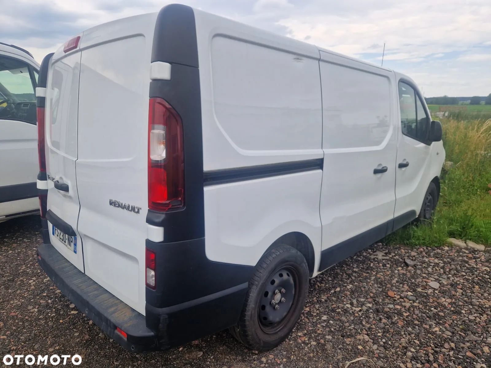 Renault Trafic - 1