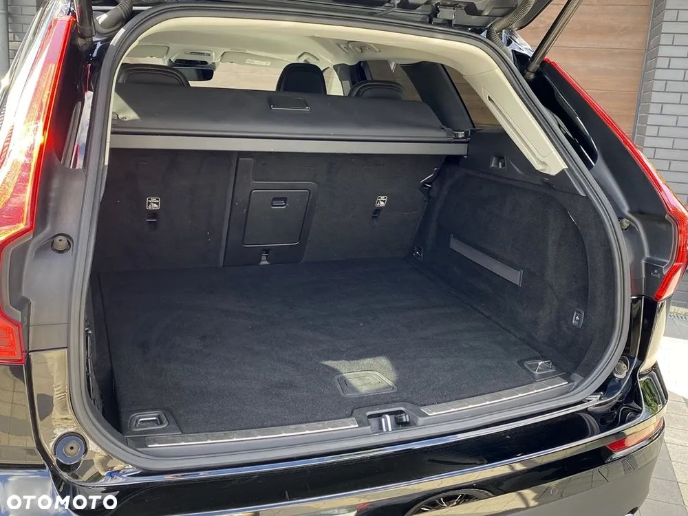 Volvo XC 60 D4 SCR Momentum - 17