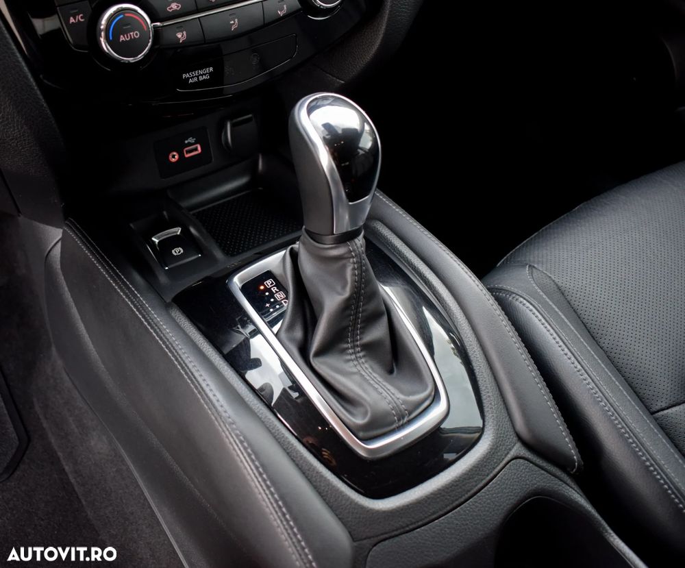 Nissan X-Trail 1.7D 150CP X-Tronic ALL MODE 4X4-I Tekna - 28