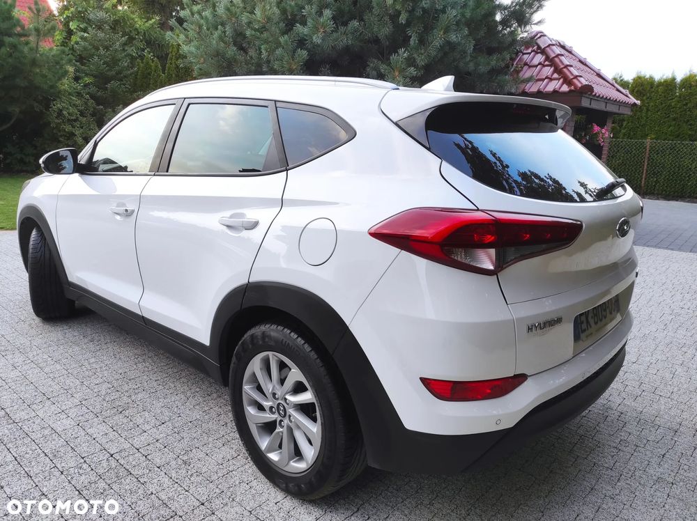 Hyundai Tucson 1.7 CRDI BlueDrive Style 2WD - 4