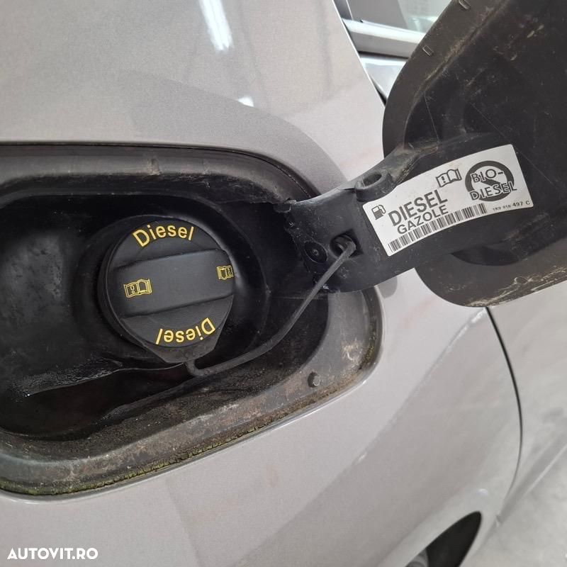VOLKSWAGEN Golf 2015 — imagine 13